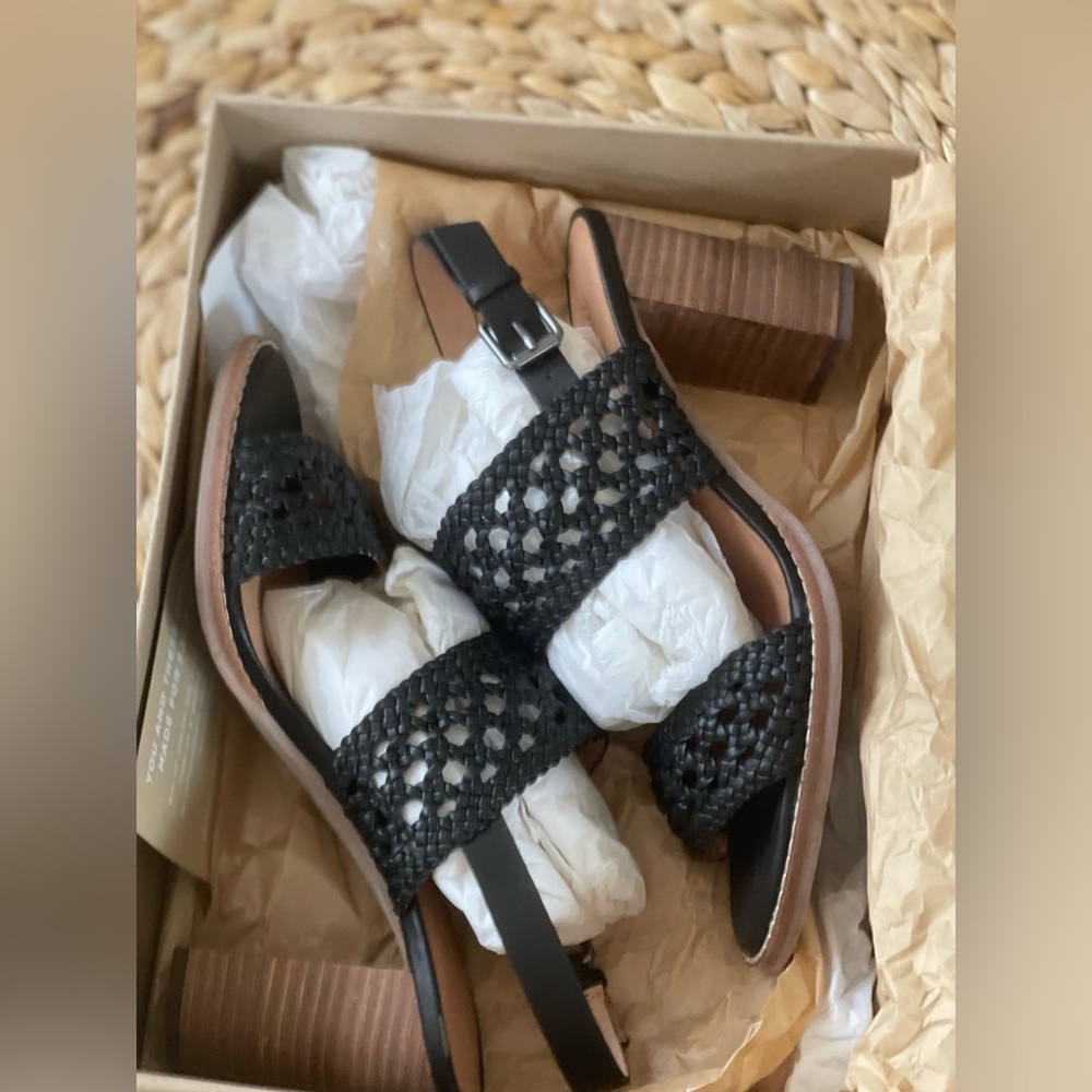 Gorgeous Madewell Black Braided Crotchet LeatherSandals with wood block heel - Picture 3 of 8